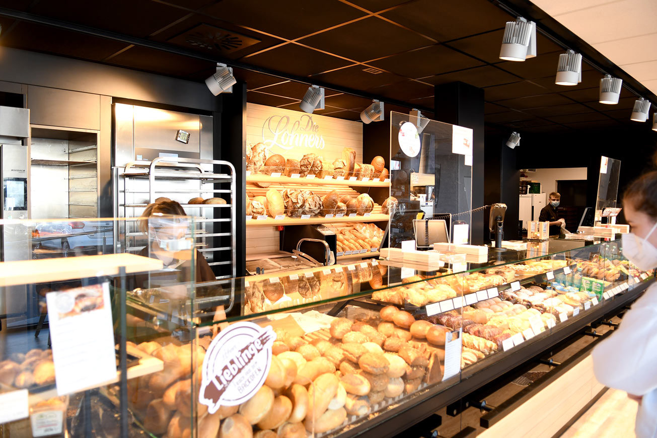 QUB® container restaurant as a bakery solution in Trier.
