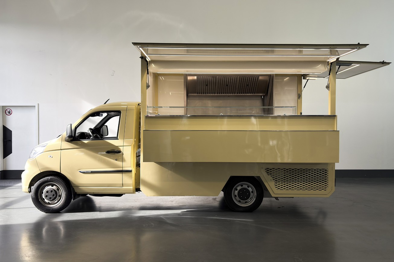 roka-piaggio-food-truck-gebraucht-S150-02 ROKA Piaggio Food Truck S150