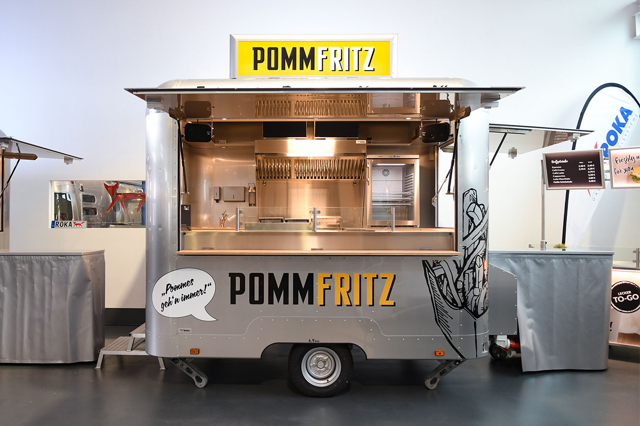 Rent a sales trailer as a pizza mobile!